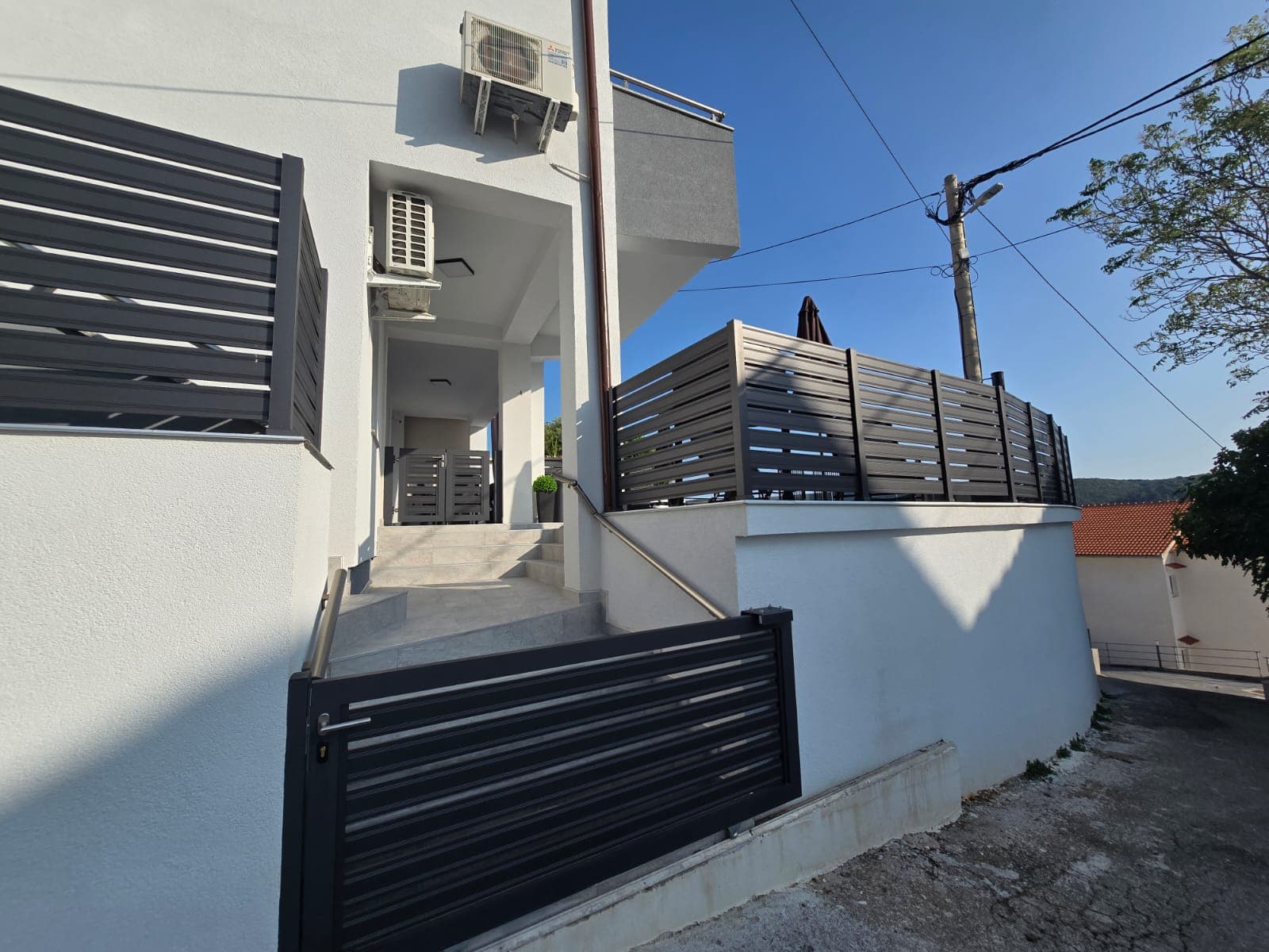 Vanjski izgled kuće 11