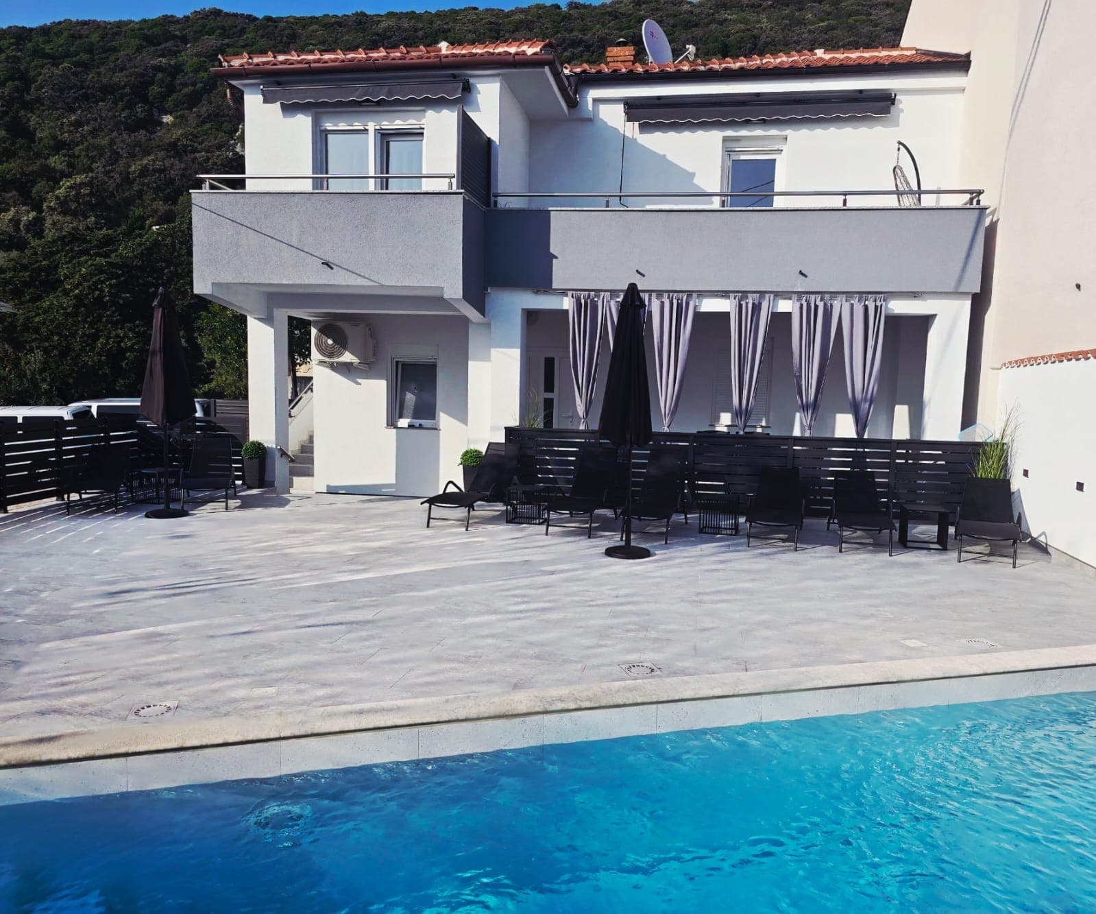 Vanjski izgled kuće 14