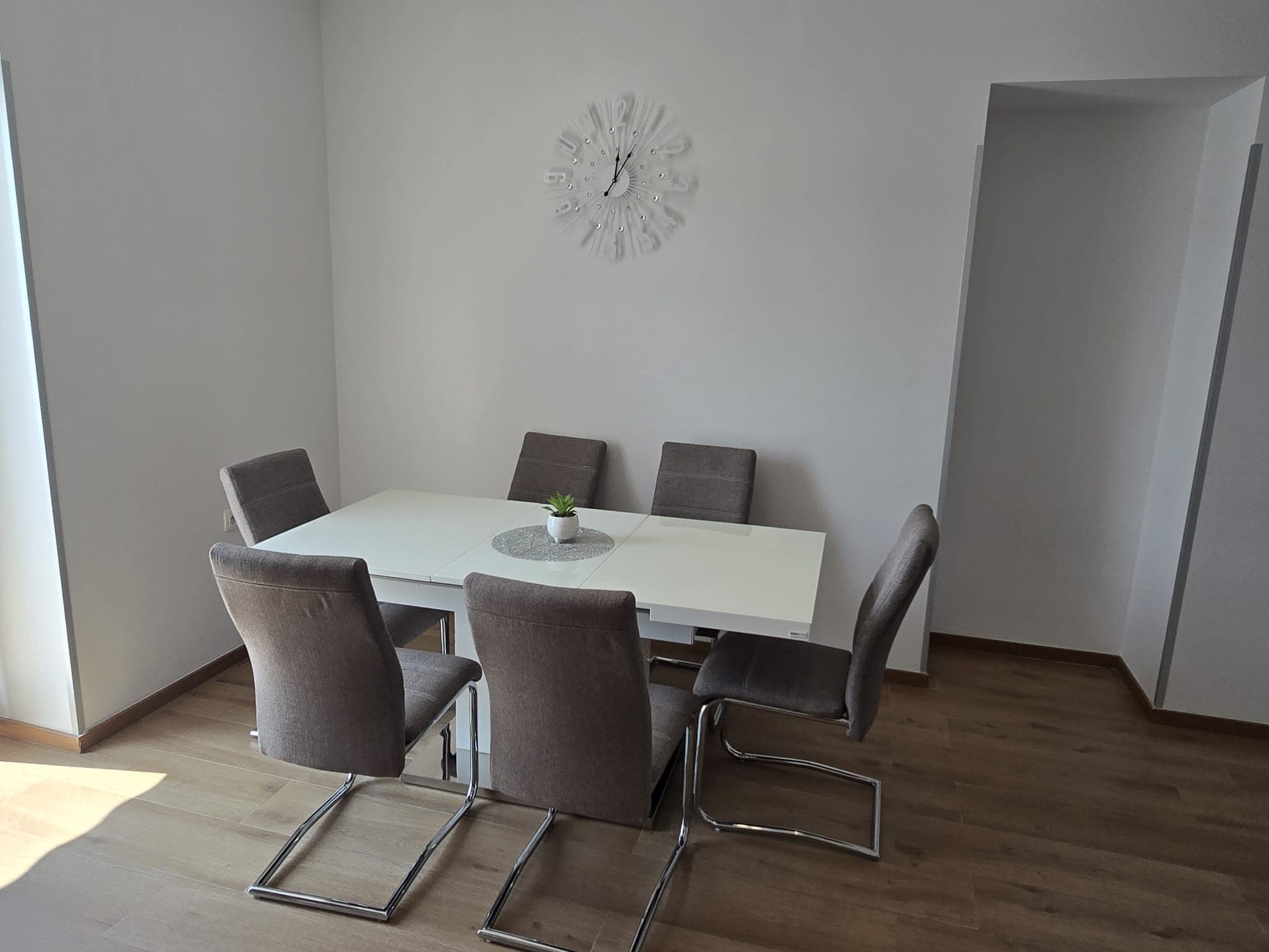 Unutrašnjost apartmana 8